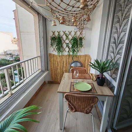Les Cocotiers Vue 250 M De Apartment Agde